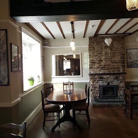 The Crown At Whitchurch Ross-on-Wye Exterior photo