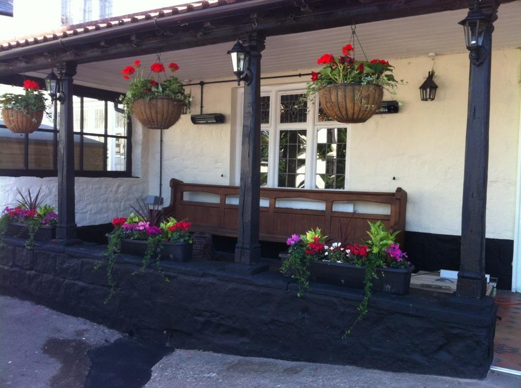 The Crown At Whitchurch Ross-on-Wye Exterior photo